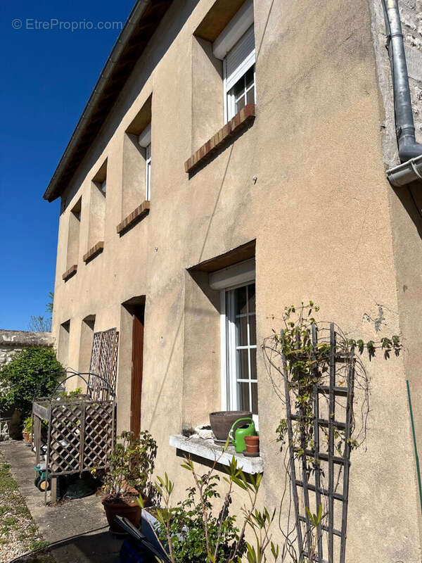 Maison à CRIQUEBEUF-SUR-SEINE