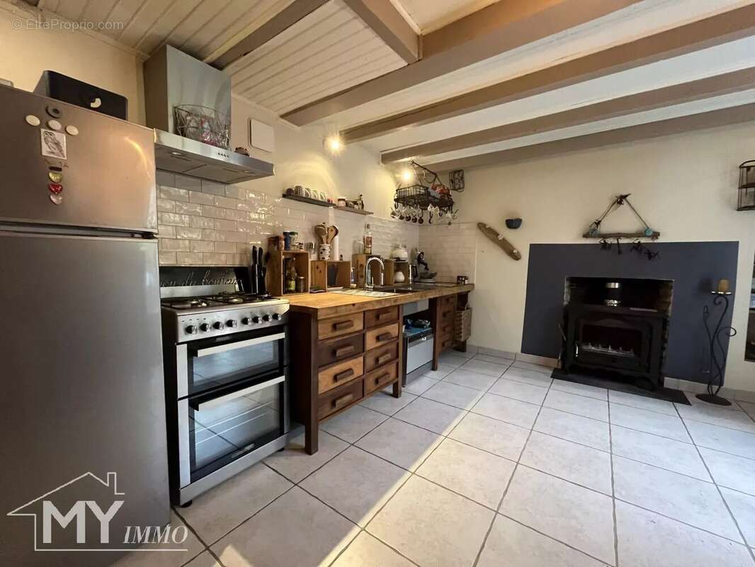 ISSIGEAC :  maison de village - photo 4