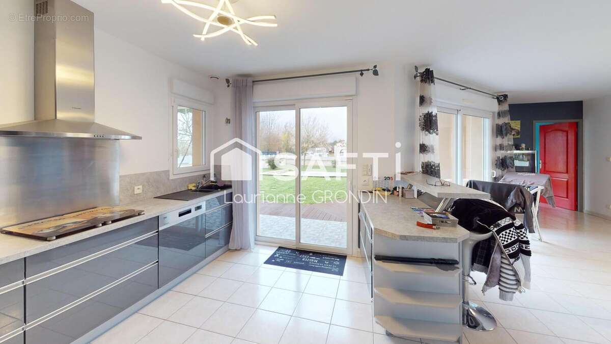 Photo 4 - Maison à ASNIERES-LA-GIRAUD