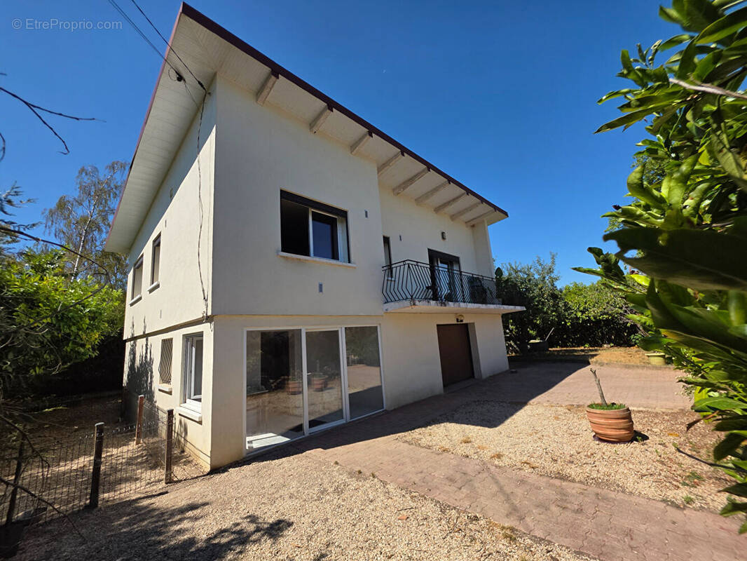 Maison à ETEVAUX