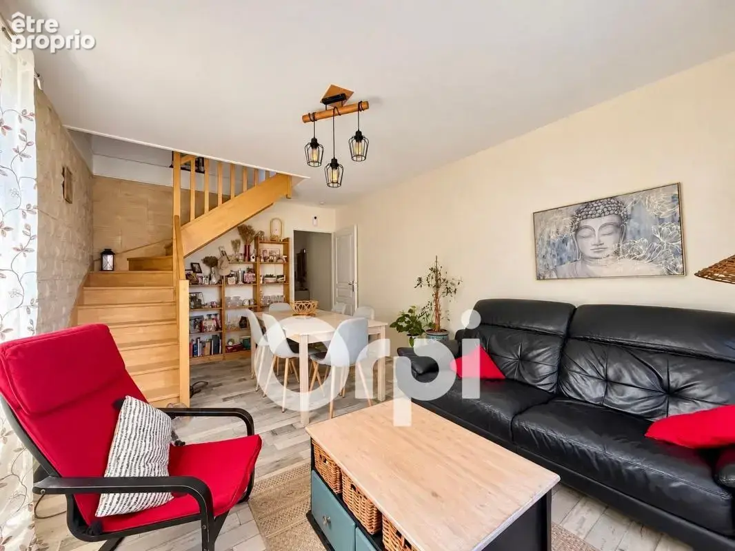 Goncelin – Charmant duplex avec grande terrasse, cave et parking couvert - photo 4