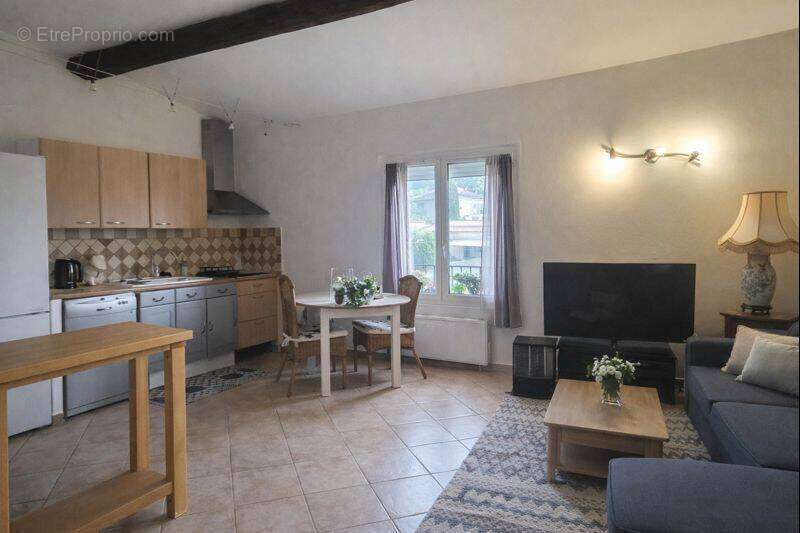 Appartement à CALLAS