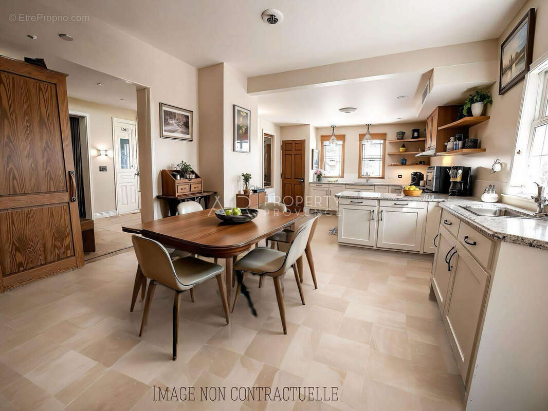 Image non contractuelle - Maison à LOURMARIN