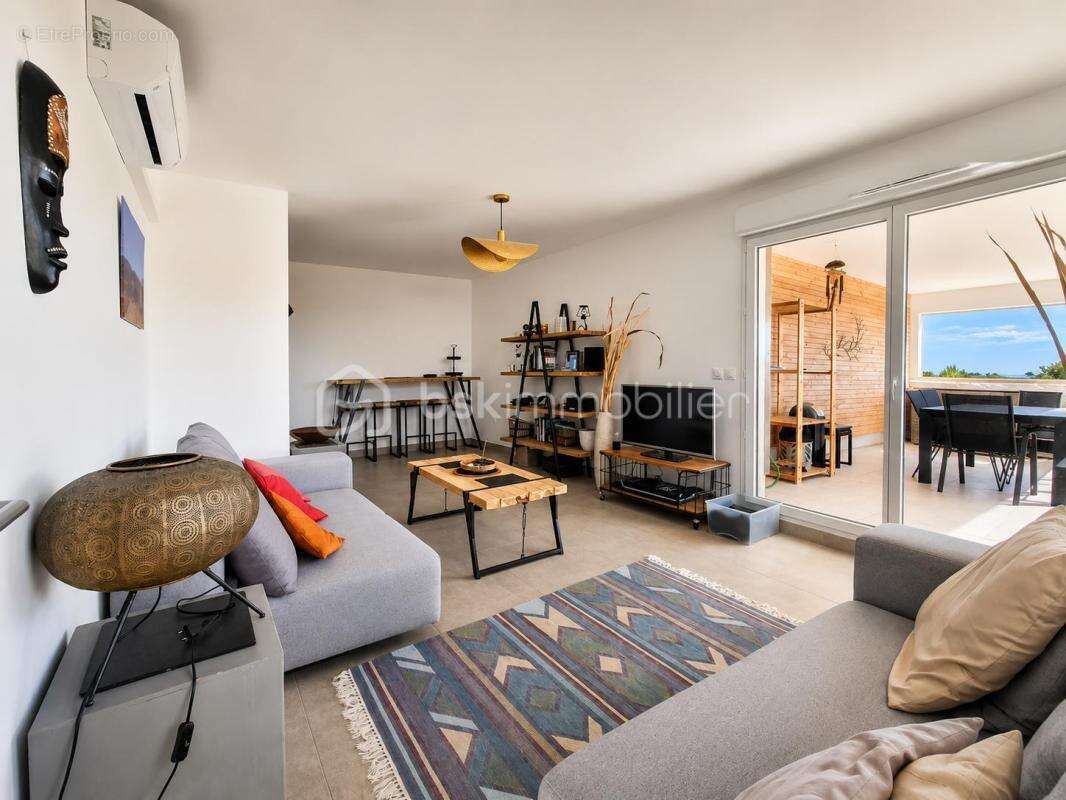 Dernier étage • duplex 113 m² • terrasse 43 m² sans vis-à-vis • vue mer & canigou • piscine • 500 m de la plage - photo 5