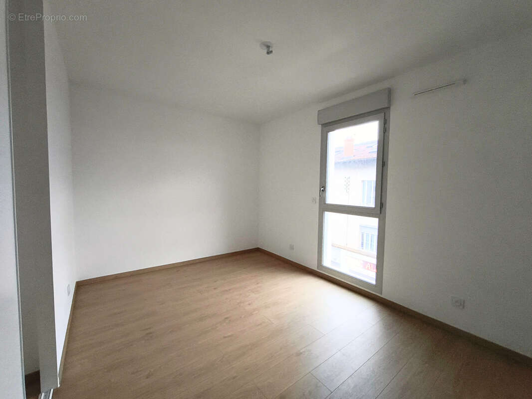 Appartement à RILLIEUX-LA-PAPE