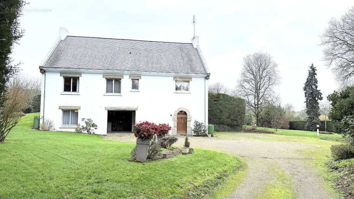 Maison à SAINT-BERTHEVIN