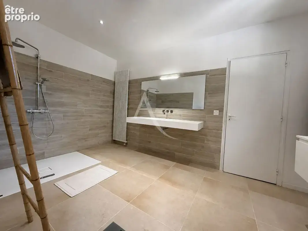 Maison coup de coeur 6 pièce(s) 210 m2 - photo 7