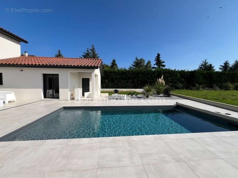 Maison à JANNEYRIAS