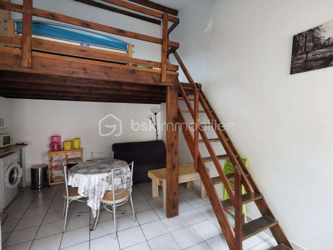 Appartement à NIMES