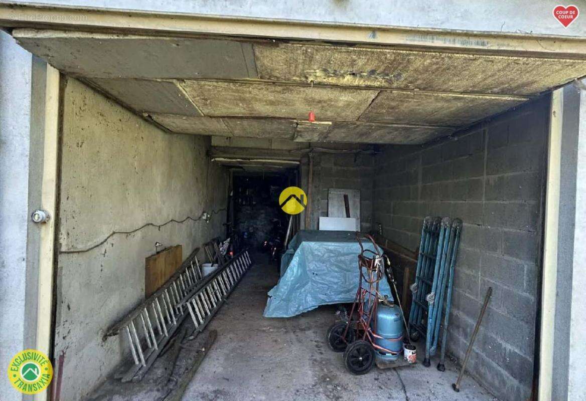 Maison à MONTMARAULT