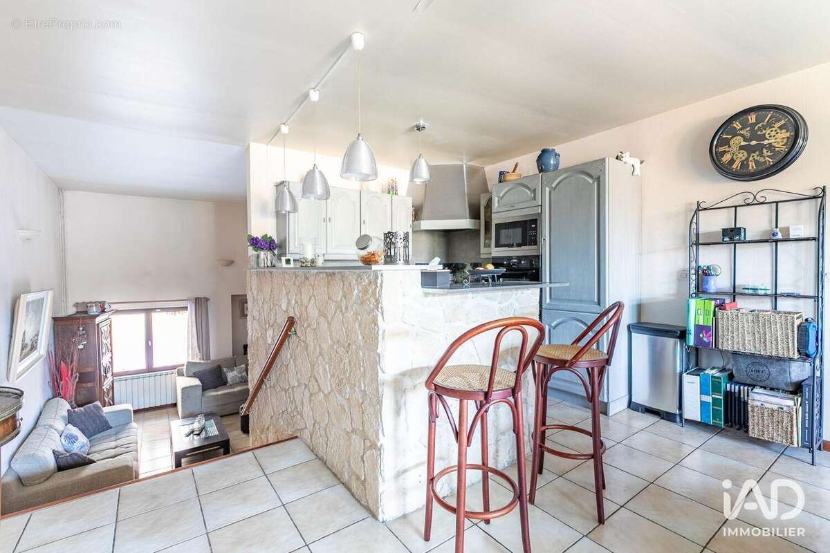 Maison 147 m² à Lassy  - photo 6