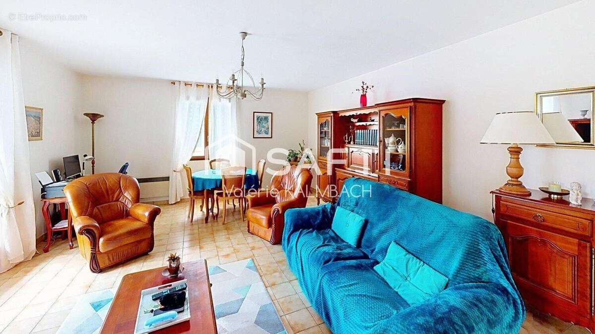 Photo 3 - Maison à CHATEAUBERNARD