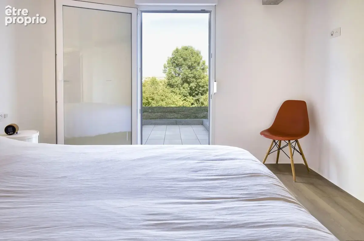 Altkirch sur les hauteurs Maison moderne de 2015 de 150 m2 6 pièces 4 chambres sur 4.15 ares clos et arborés - photo 7