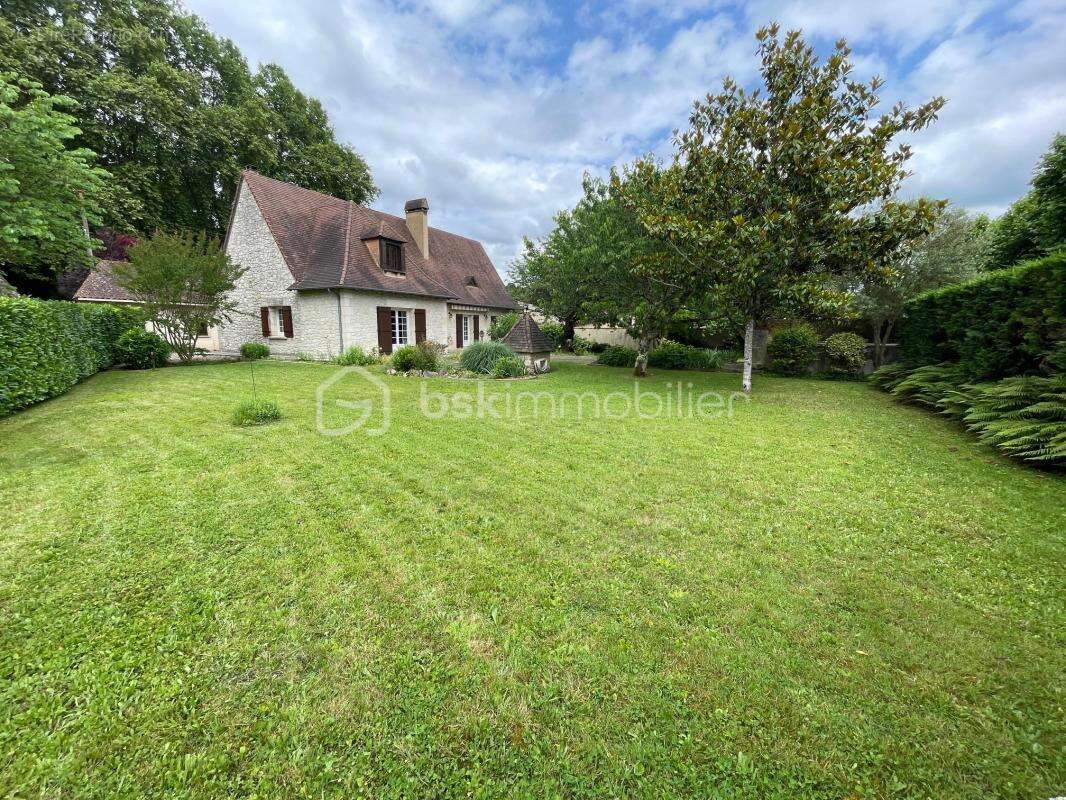 Propriété à saisir au coeur de Lalinde - photo 4