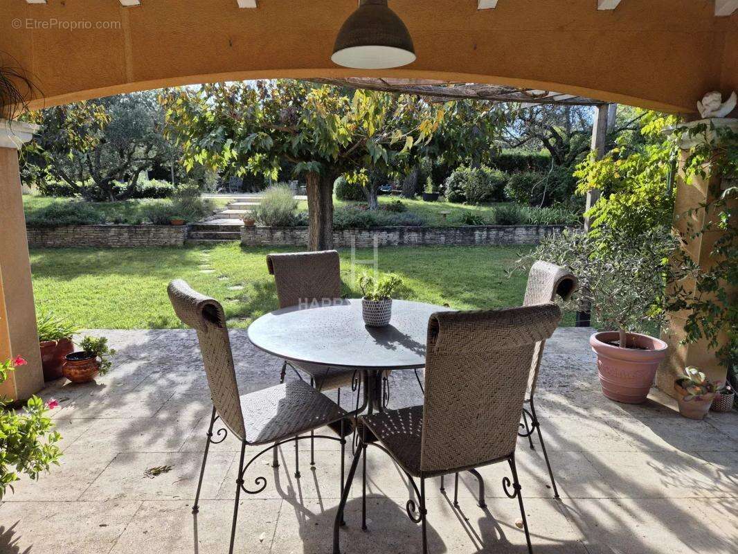 Maison à SAINT-REMY-DE-PROVENCE