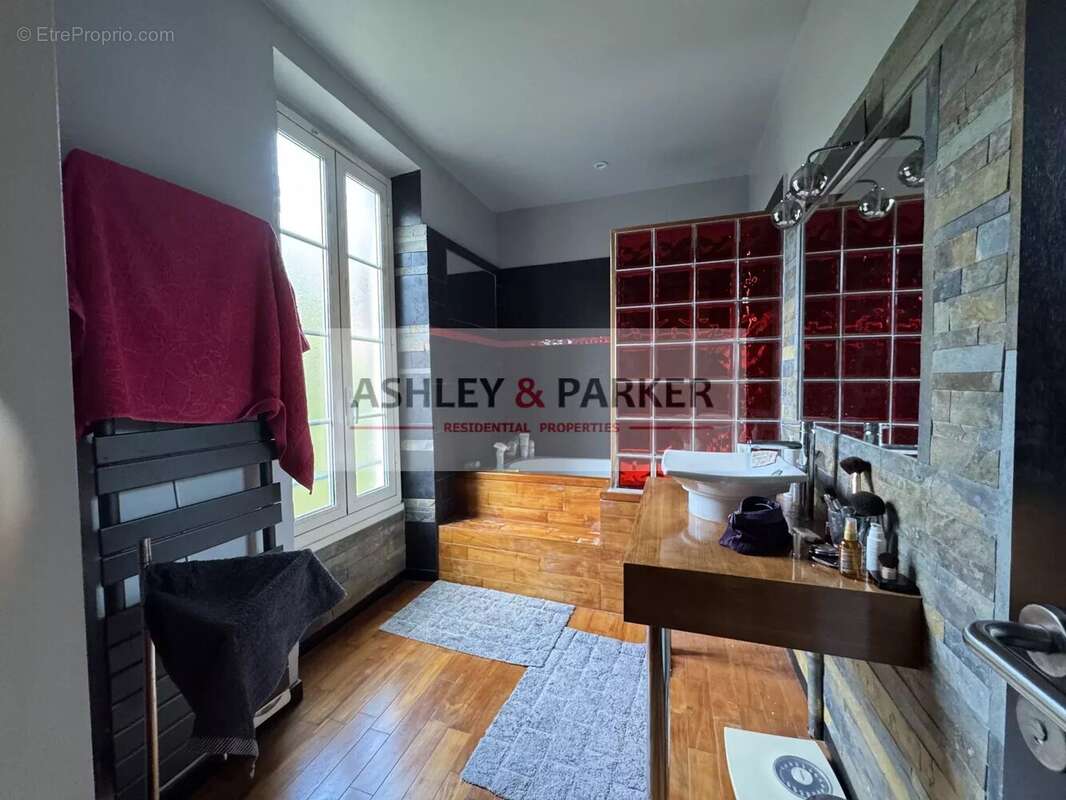 Maison à LA TRINITE