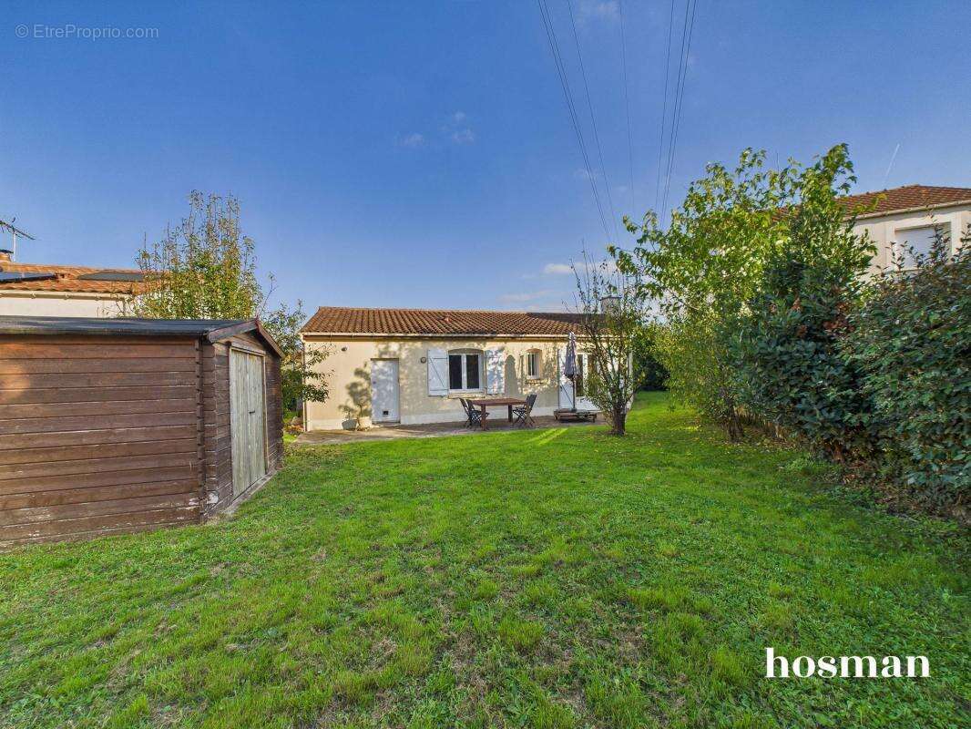 Maison à BOUGUENAIS