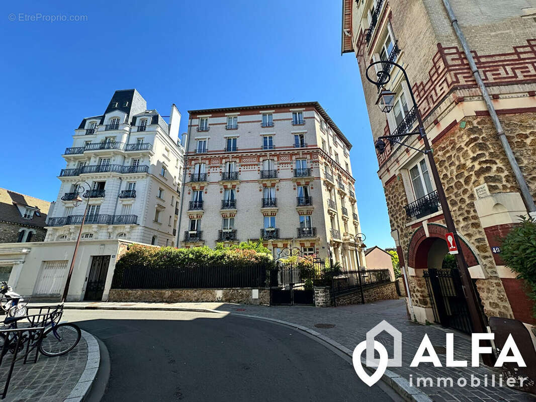 Appartement à ENGHIEN-LES-BAINS