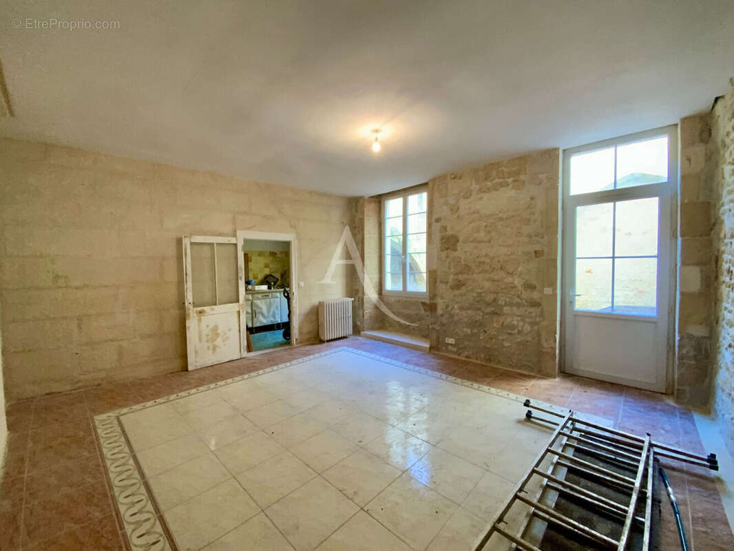Maison médiévale de + de 700 ans, coeur historique de Pons - photo 18