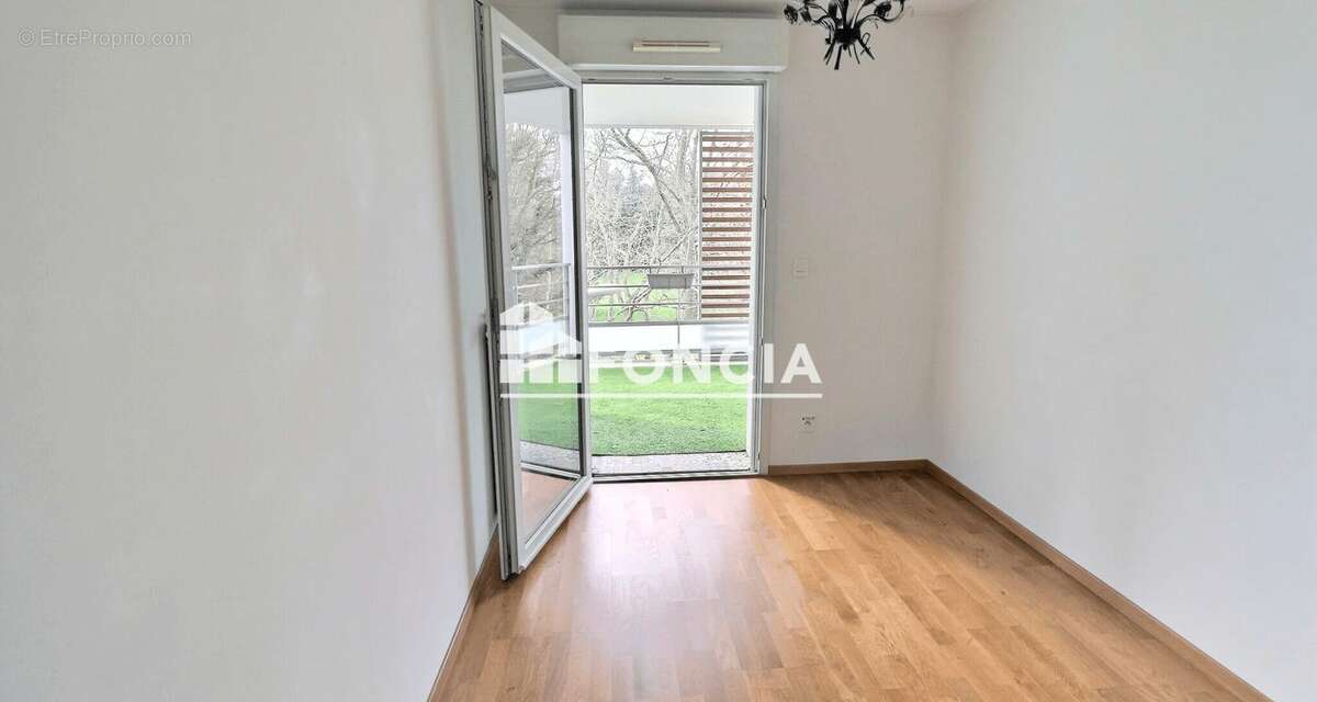 Terrasse sans vis a vis ouverte sur parc arbore - photo 5