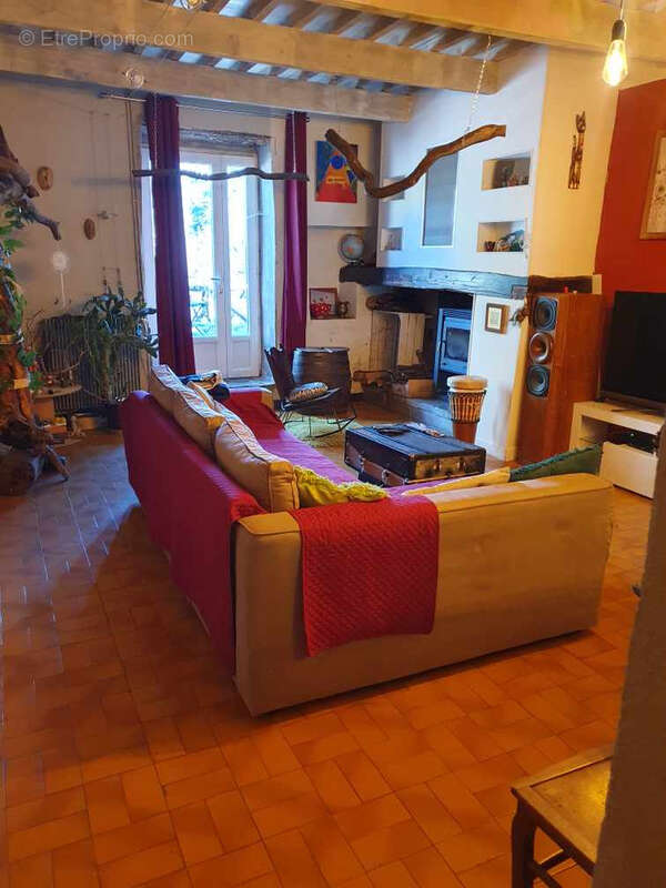 Maison à SAINT-ROMAN-DE-CODIERES