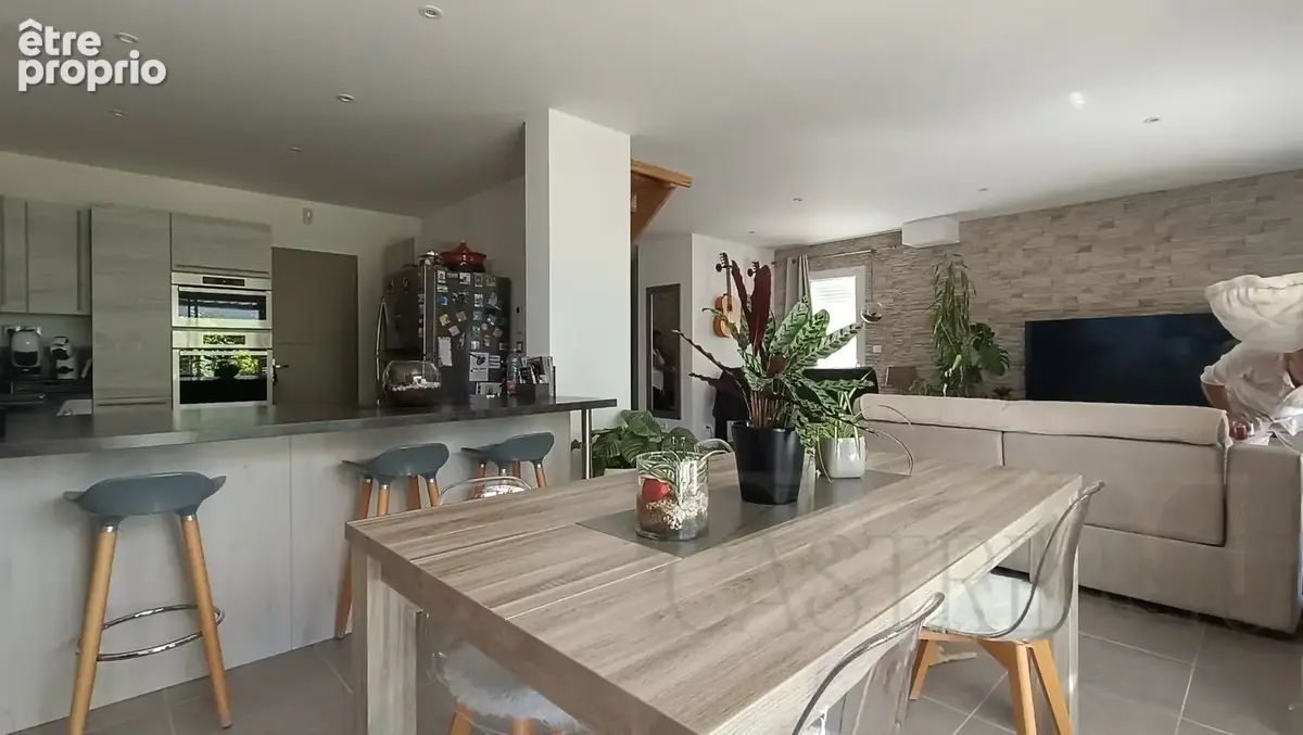 Beaulieu  maison 2016  102 m²  3 chambres  dpe a  piscine - photo 4
