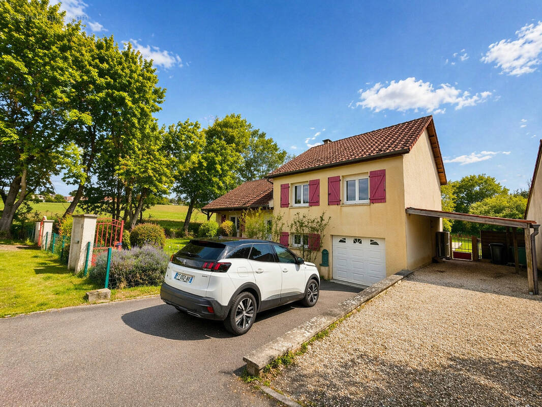 Maison à BEUX