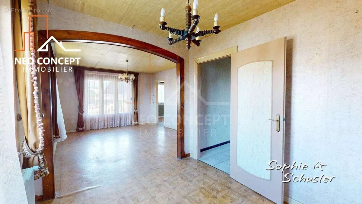Bungalow avec potentiel, à rénover et au calme - photo 8