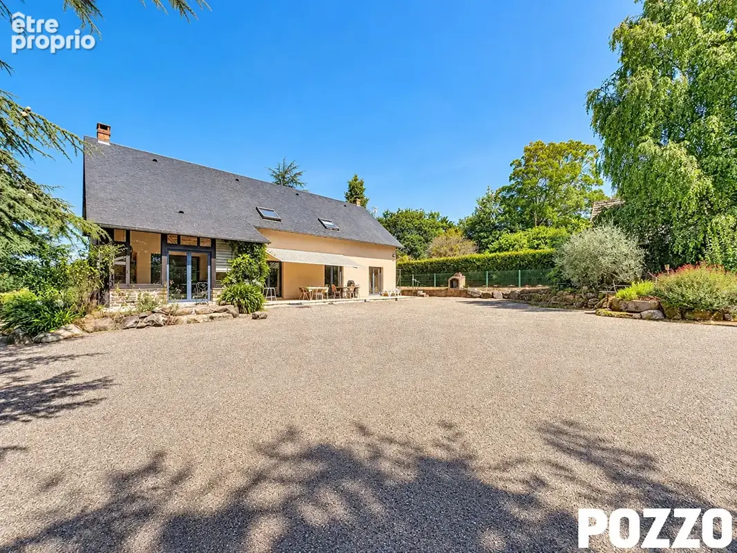 Photo Maison à Brehal au prix de 558 000€