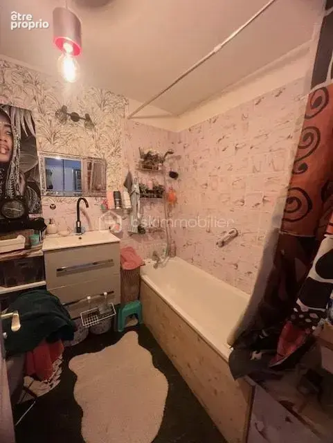 Appartement - 3 chambres - cave - stationnement - photo 10