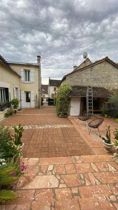 Maison à CHACRISE