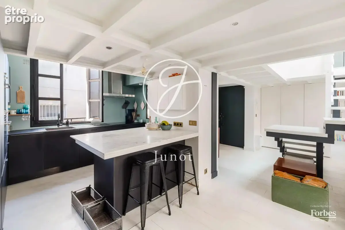 Paris 18e - MONTMARTRE / CAULAINCOURT - Atelier d'artiste - 88,26m² au sol - 77,55m² Carrez - 2 chambres - Dernier étage - photo 13