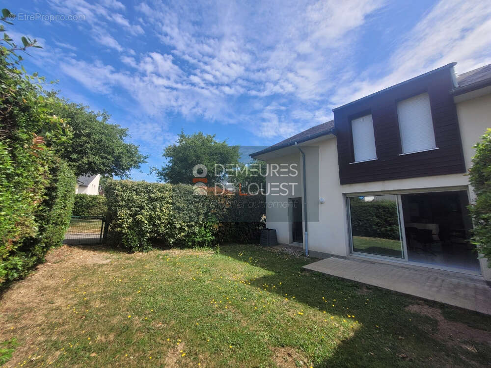 Cesson Sévigné  'La Monniais'  - Maison T6 de 2003 - 4 chambres -Garage 45 m2. - photo 5