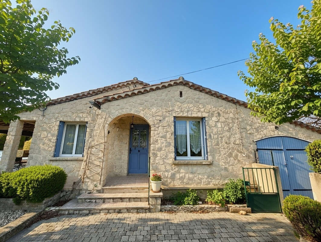 Maison à VAISON-LA-ROMAINE