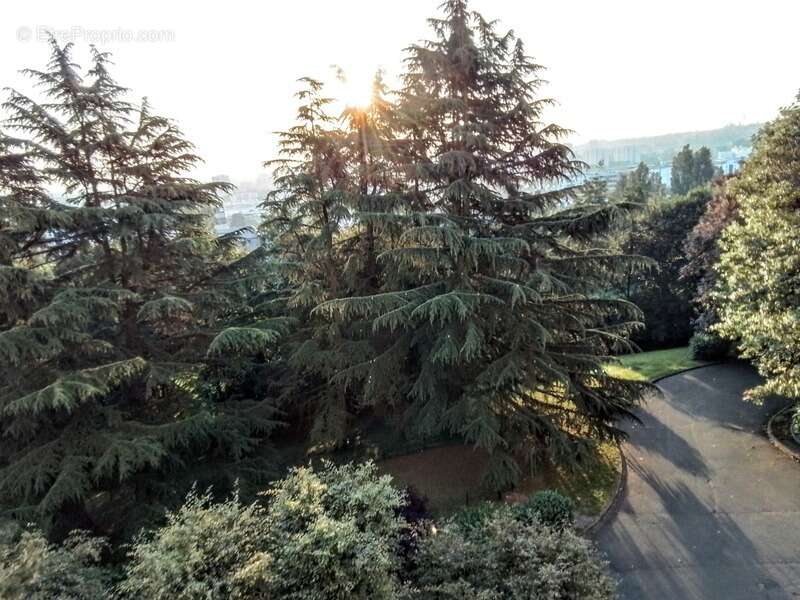 Appartement à ROSNY-SOUS-BOIS