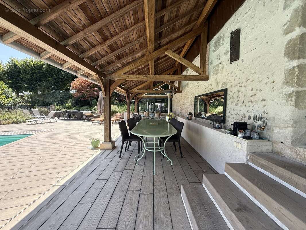 Rochecorbon ancien domaine viticole du XVIIIe siècle - photo 12