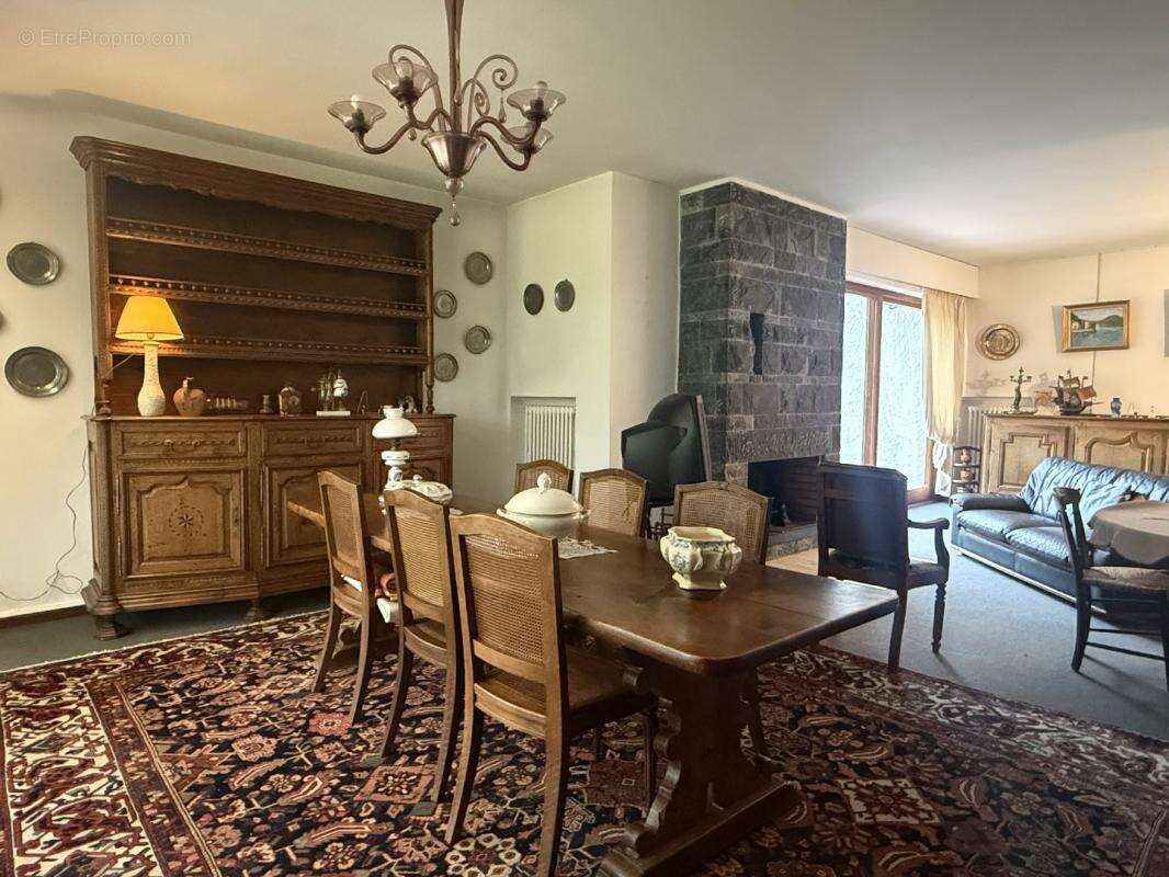 Maison à TRIE-SUR-BAISE