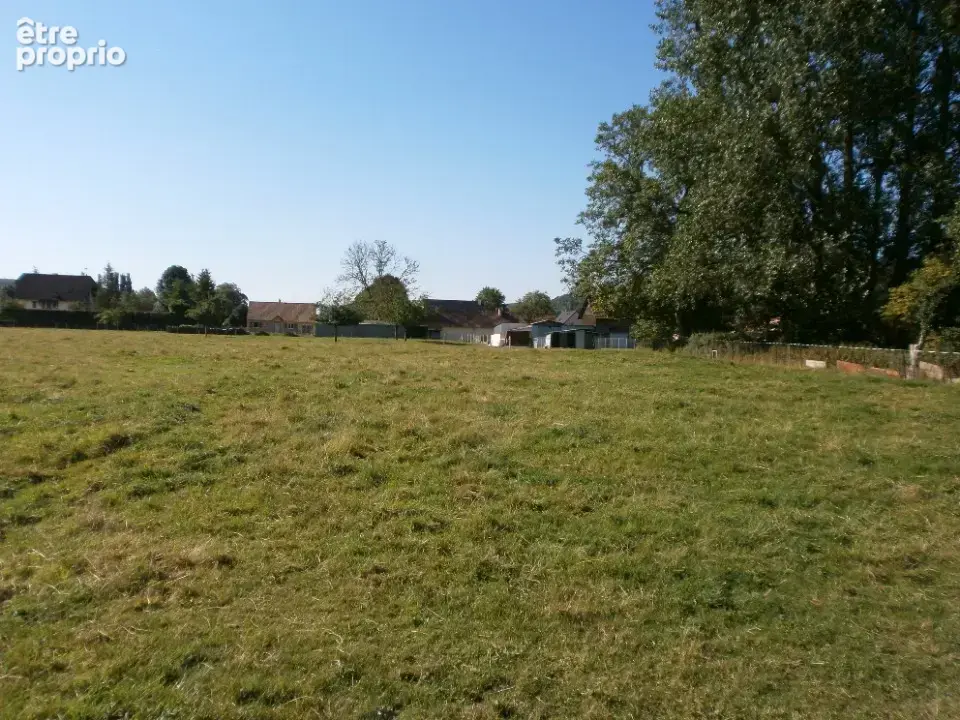 Terrain à MONTREUIL-EN-CAUX