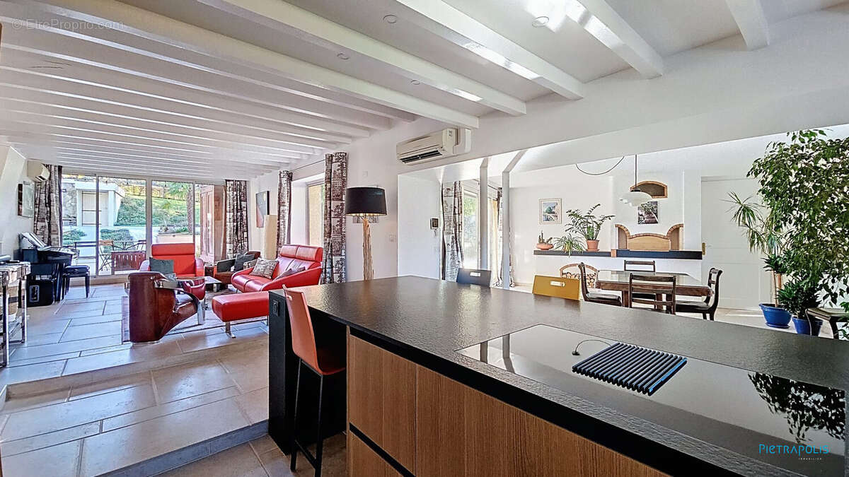 Maison à SAINT-JUST-CHALEYSSIN