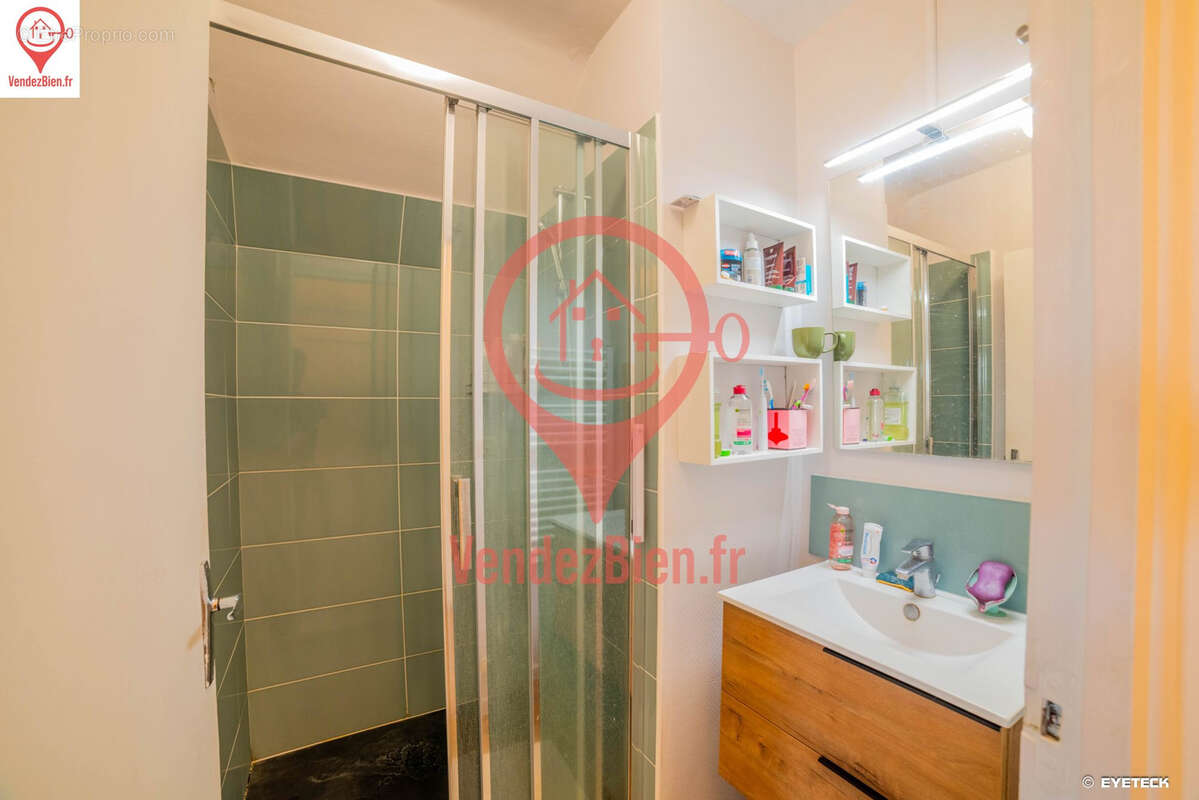 Maison à SAINT-DOULCHARD