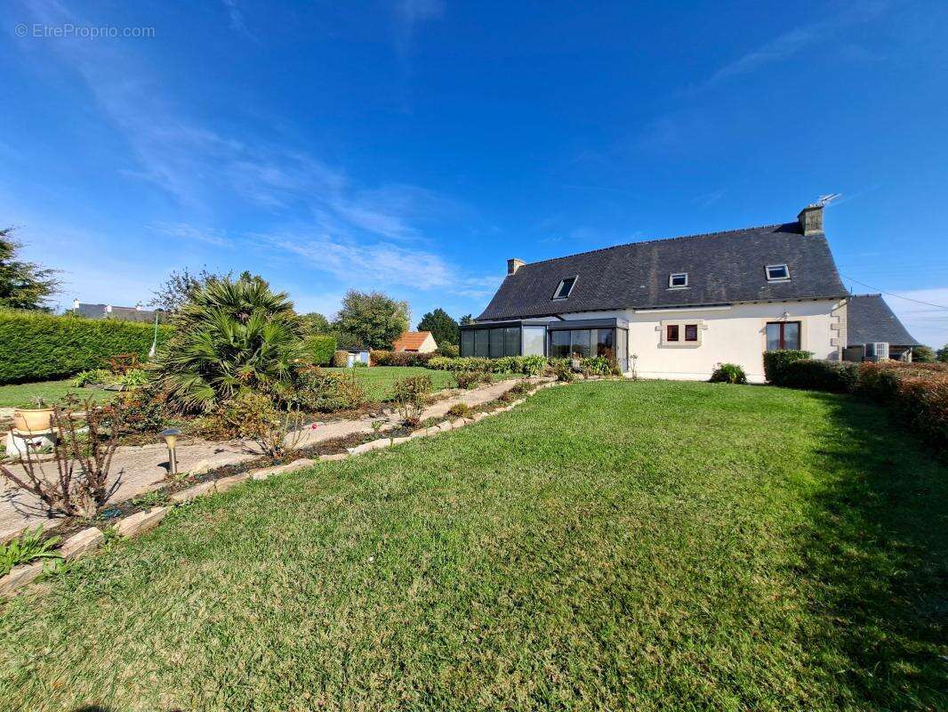 Maison à PLESTIN-LES-GREVES
