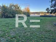 Terrain à SAINT-JULIEN-LES-ROSIERS