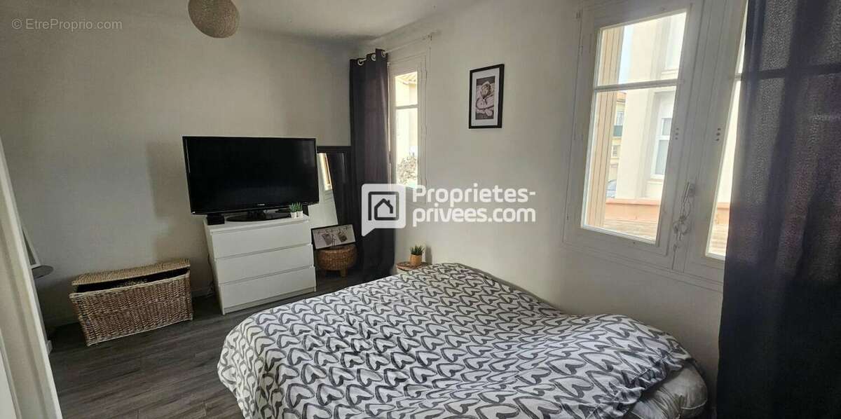 Maison Saint Laurent De La Salanque de 180 m2 divisée en deux appartements - photo 17
