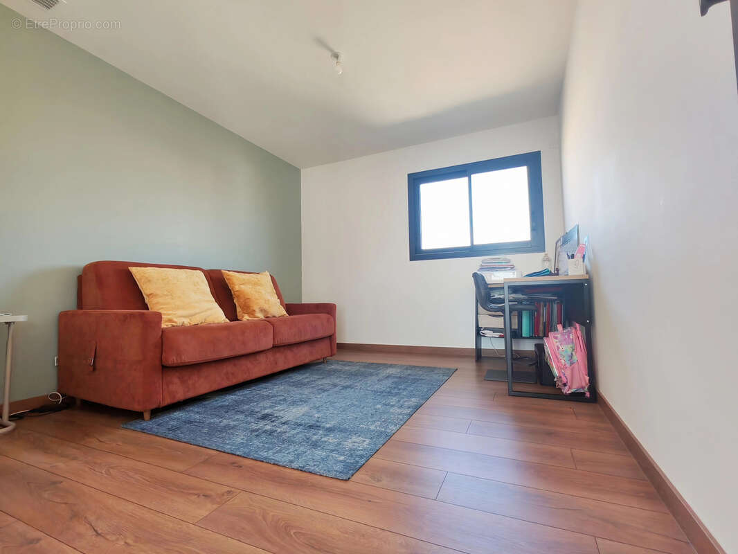 Maison à VILLENEUVE-DE-LA-RAHO