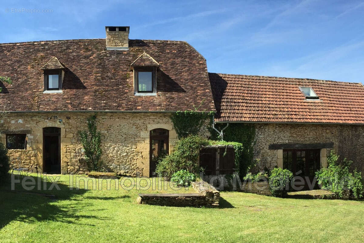 Maison à SARLAT-LA-CANEDA