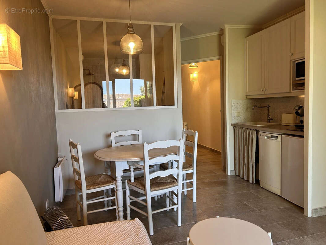 Appartement à MALLEMORT