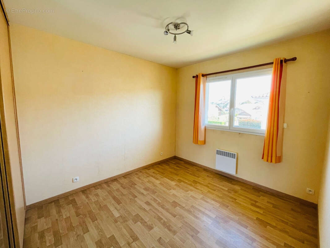 Maison à BENESSE-MAREMNE