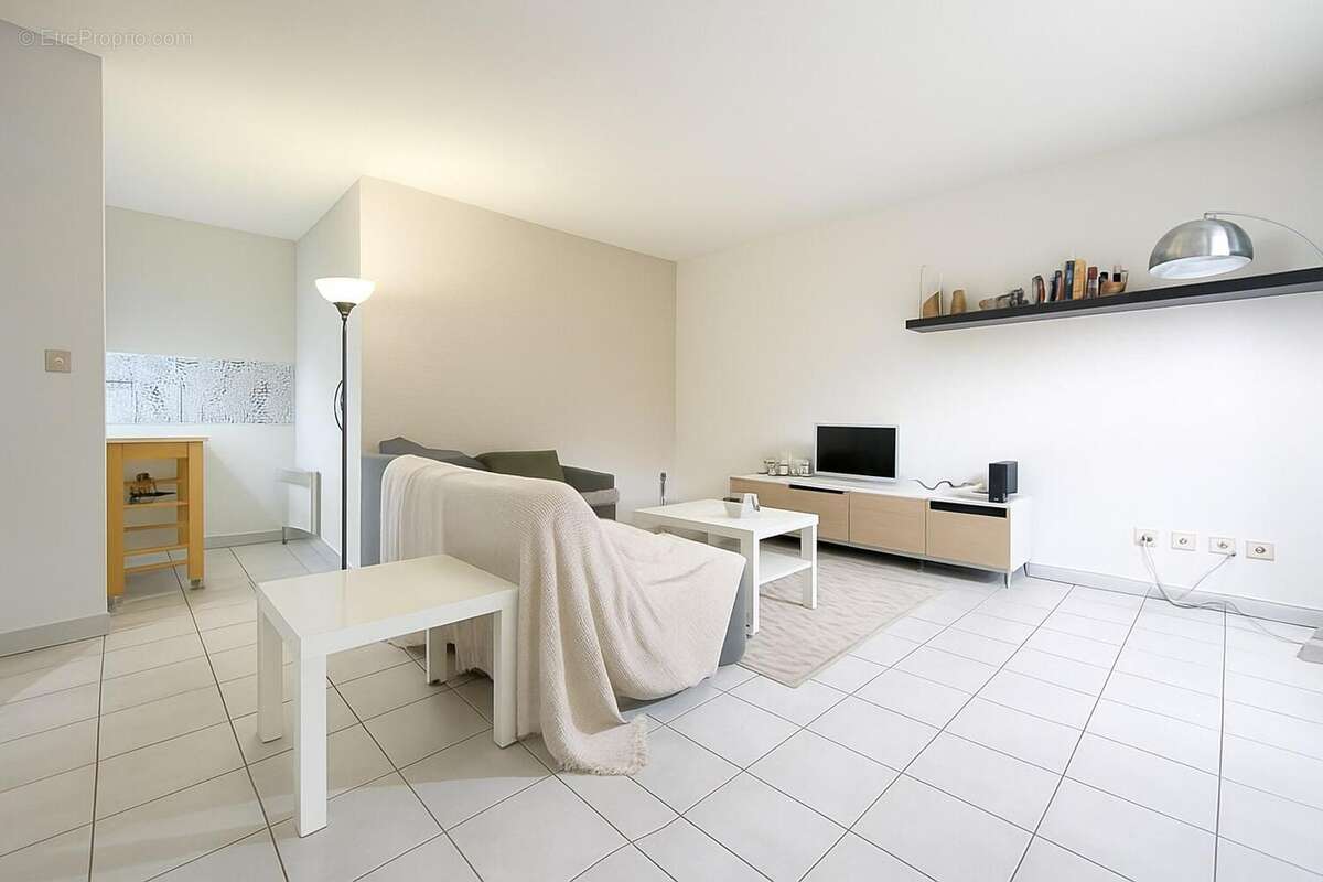 Appartement 47 m² à Lyon-8e  - photo 2