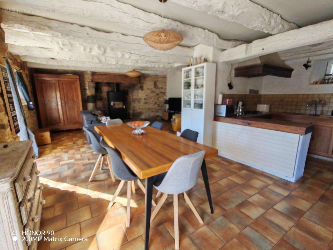 Maison en campagne de 160 m² à ST JUVAT - photo 6