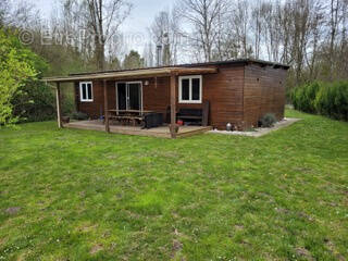 Terrain à ARGOEUVES